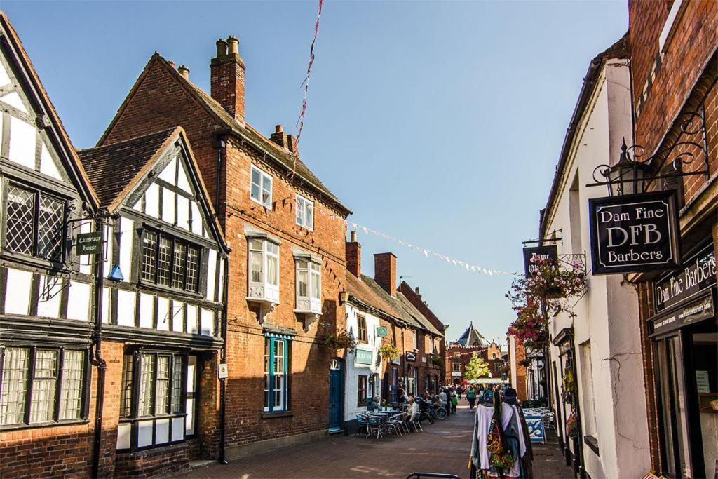Cosy Lichfield Apartment Exterior photo