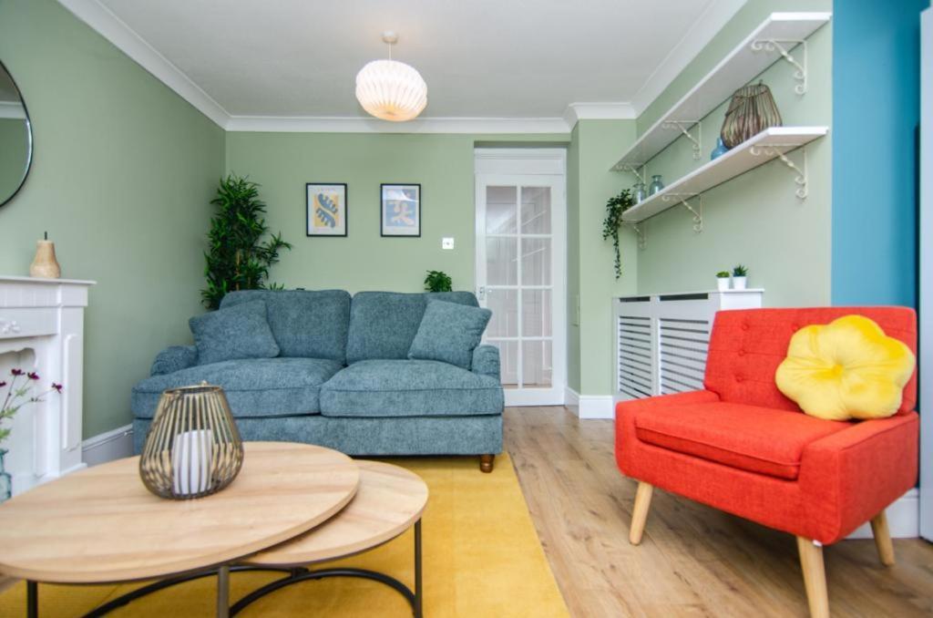 Cosy Lichfield Apartment Exterior photo